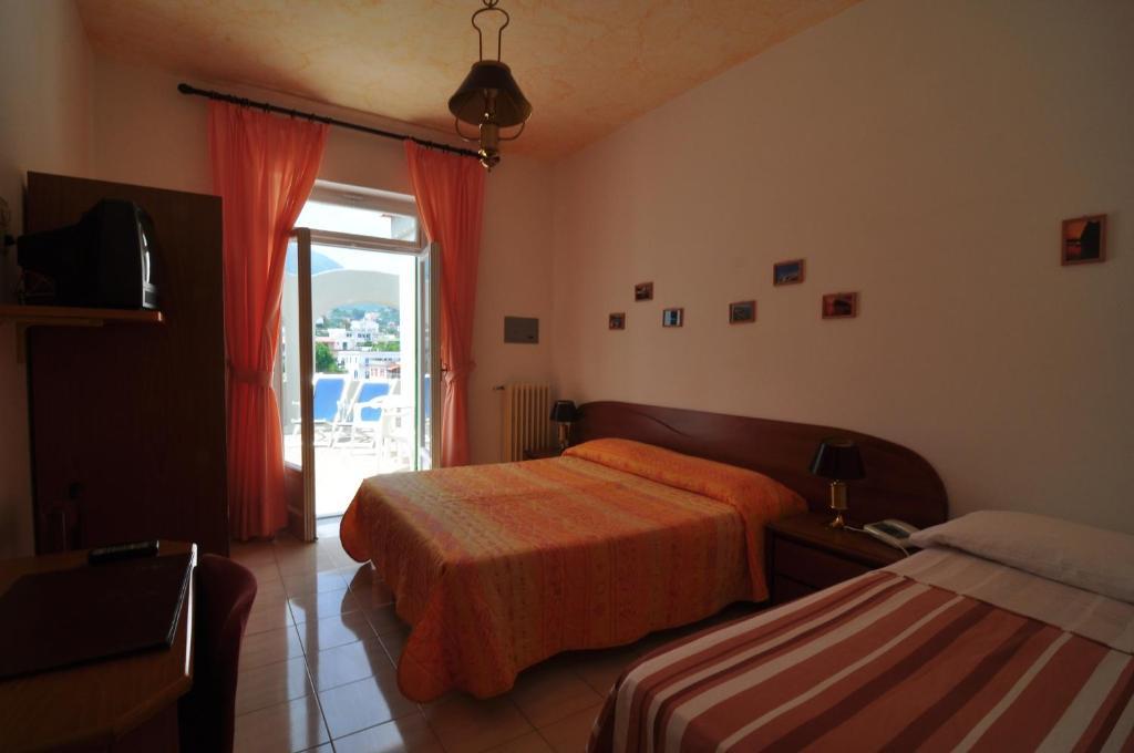 Hotel Terme Rosaleo Casamicciola Terme Phòng bức ảnh